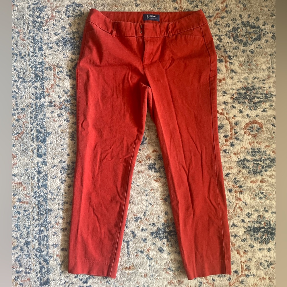 Old Navy Mid Rise Pixie Blood Orange Size 10